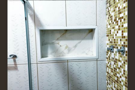 Casa à venda com 98m², 2 quartos e 1 vaga