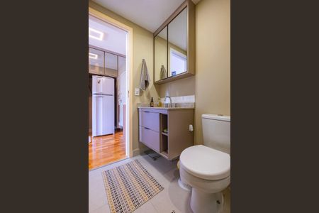 Studio à venda com 28m², 1 quarto e sem vaga Studio à venda com 28m², 1 quarto e sem vagaBanheiro