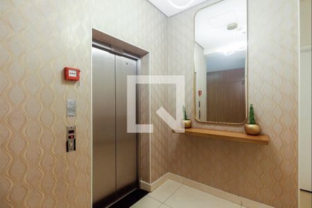 Apartamento à venda com 68m², 3 quartos e 1 vaga Apartamento à venda com 68m², 3 quartos e 1 vagaCondomínio - Hall