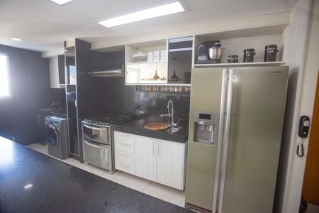 Apartamento à venda com 171m², 3 quartos e 2 vagasCozinha