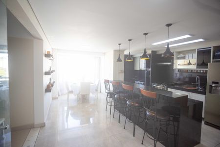 Apartamento à venda com 171m², 3 quartos e 2 vagasSala