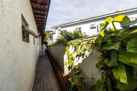 Apartamento à venda com 390m², 4 quartos e 6 vagas Apartamento à venda com 390m², 4 quartos e 6 vagasCorredor