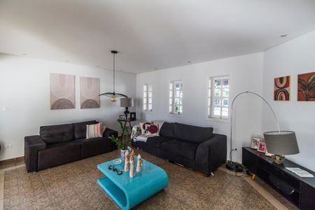 Apartamento à venda com 390m², 4 quartos e 6 vagas Apartamento à venda com 390m², 4 quartos e 6 vagasSala