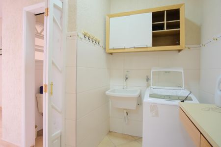 Casa à venda com 150m², 3 quartos e 2 vagasÁrea de Serviço