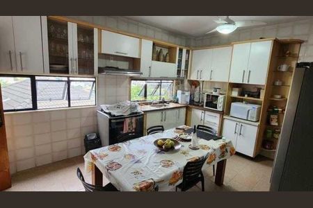 Apartamento à venda com 120m², 2 quartos e 2 vagas