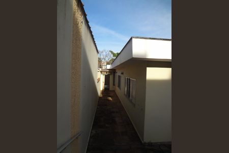 Casa à venda com 228m², 3 quartos e 5 vagas