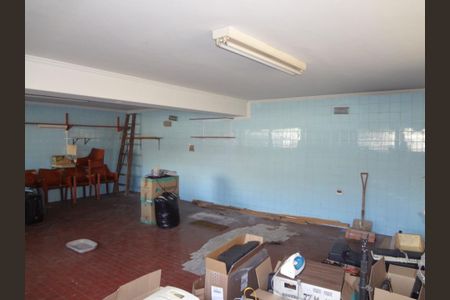 Casa à venda com 228m², 3 quartos e 5 vagas