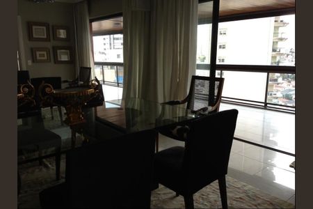 Apartamento à venda com 376m², 3 quartos e 6 vagas