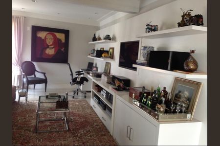 Apartamento à venda com 376m², 3 quartos e 6 vagas