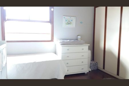 Casa à venda com 292m², 4 quartos e 4 vagas