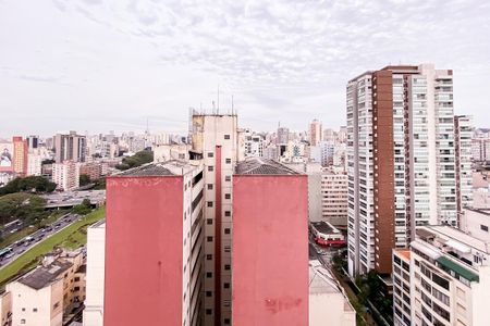 Apartamento à venda com 45m², 1 quarto e 1 vaga Apartamento à venda com 45m², 1 quarto e 1 vagaVaranda / Área de Serviço - Vista