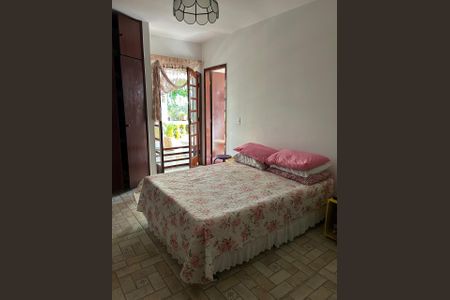 Casa de condomínio à venda com 560m², 4 quartos e 3 vagas Casa de condomínio à venda com 560m², 4 quartos e 3 vagasQuarto 2