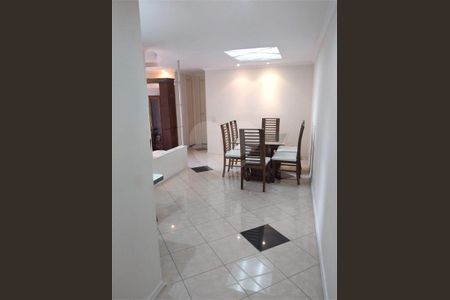 Apartamento à venda com 63m², 2 quartos e 1 vaga