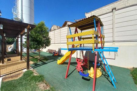 Apartamento à venda com 52m², 2 quartos e 1 vaga Apartamento à venda com 52m², 2 quartos e 1 vagaÁrea comum - Playground