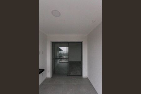 Apartamento à venda com 64m², 2 quartos e 1 vaga Apartamento à venda com 64m², 2 quartos e 1 vagaVaranda
