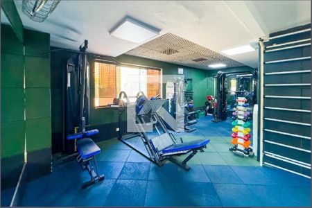 Apartamento à venda com 81m², 2 quartos e 1 vaga Apartamento à venda com 81m², 2 quartos e 1 vagaAcademia