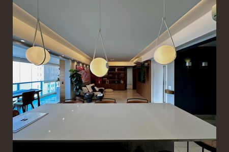 Apartamento à venda com 145m², 3 quartos e 2 vagas Apartamento à venda com 145m², 3 quartos e 2 vagasSala