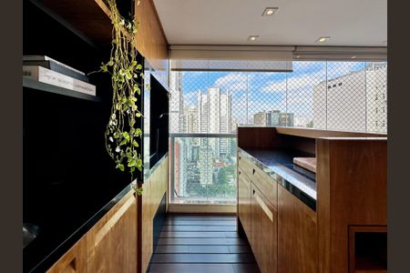 Apartamento à venda com 145m², 3 quartos e 2 vagas Apartamento à venda com 145m², 3 quartos e 2 vagasVaranda