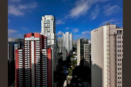 Apartamento à venda com 145m², 3 quartos e 2 vagas Apartamento à venda com 145m², 3 quartos e 2 vagasVista