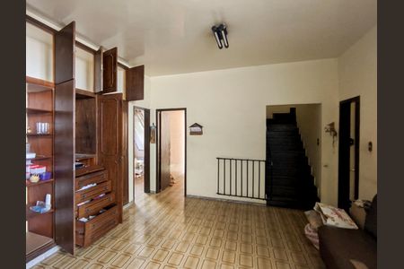 Casa à venda com 350m², 7 quartos e 4 vagasSala de TV