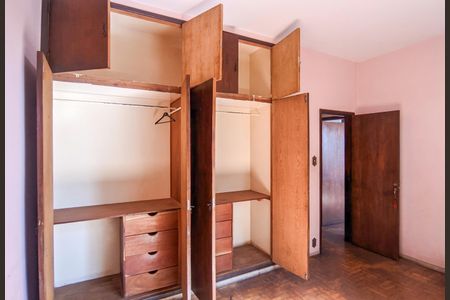 Casa à venda com 350m², 7 quartos e 4 vagasQuarto