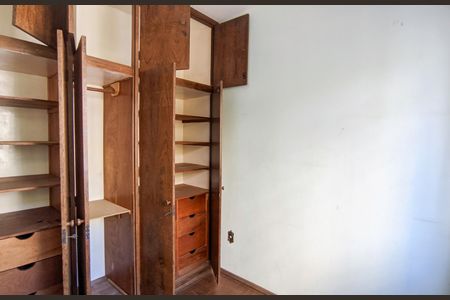 Casa à venda com 350m², 7 quartos e 4 vagasQuarto 3