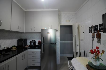 Apartamento à venda com 82m², 3 quartos e 2 vagasCozinha