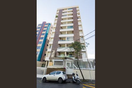 Apartamento à venda com 82m², 3 quartos e 2 vagas Apartamento à venda com 82m², 3 quartos e 2 vagasFachada