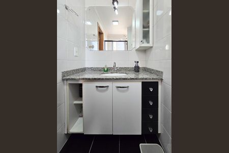 Apartamento à venda com 68m², 3 quartos e 1 vagaBanheiro - Suíte