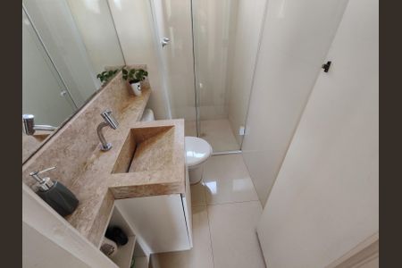 Apartamento à venda com 38m², 2 quartos e 1 vaga Apartamento à venda com 38m², 2 quartos e 1 vagaBanheiro
