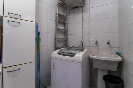 Casa à venda com 180m², 3 quartos e 2 vagas Casa à venda com 180m², 3 quartos e 2 vagasÁrea de Serviço