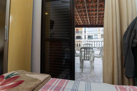 Casa à venda com 180m², 3 quartos e 2 vagas Casa à venda com 180m², 3 quartos e 2 vagasSuíte