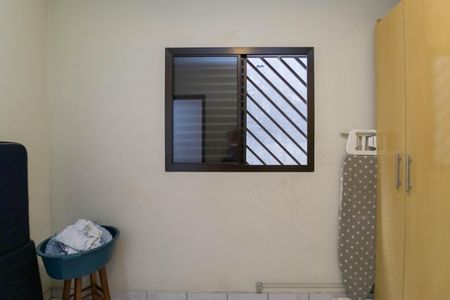 Casa à venda com 180m², 3 quartos e 2 vagas Casa à venda com 180m², 3 quartos e 2 vagasQuarto 2