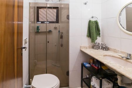 Casa à venda com 180m², 3 quartos e 2 vagas Casa à venda com 180m², 3 quartos e 2 vagasBanheiro da Suíte 1