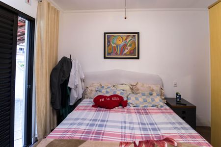 Casa à venda com 180m², 3 quartos e 2 vagas Casa à venda com 180m², 3 quartos e 2 vagasSuíte
