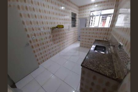 Apartamento à venda com 75m², 2 quartos e 1 vaga