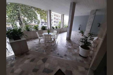 Apartamento à venda com 75m², 2 quartos e 1 vaga