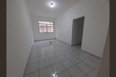 Apartamento à venda com 75m², 2 quartos e 1 vaga