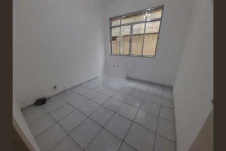 Apartamento à venda com 75m², 2 quartos e 1 vaga