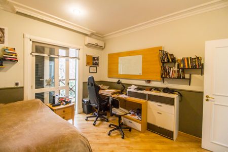 Casa à venda com 790m², 4 quartos e 6 vagasSuíte 2