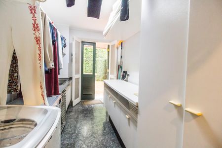 Casa à venda com 790m², 4 quartos e 6 vagasÁrea de Serviço