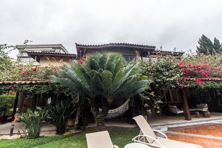 Casa à venda com 790m², 4 quartos e 6 vagasFachada