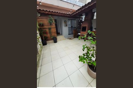 Casa à venda com 125m², 2 quartos e 1 vaga