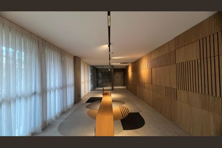 Apartamento à venda com 210m², 3 quartos e 3 vagas Apartamento à venda com 210m², 3 quartos e 3 vagasHall de entrada