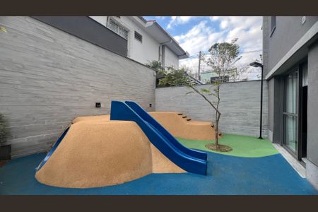 Apartamento à venda com 210m², 3 quartos e 3 vagas Apartamento à venda com 210m², 3 quartos e 3 vagasPlayground