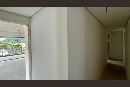 Apartamento à venda com 210m², 3 quartos e 3 vagas Apartamento à venda com 210m², 3 quartos e 3 vagasCorredor