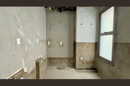 Apartamento à venda com 210m², 3 quartos e 3 vagas Apartamento à venda com 210m², 3 quartos e 3 vagasBanheiro da Suíte 2