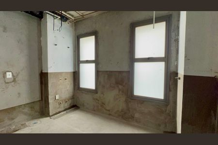 Apartamento à venda com 210m², 3 quartos e 3 vagas Apartamento à venda com 210m², 3 quartos e 3 vagasBanheiro da Suíte 2