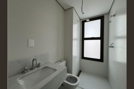 Apartamento à venda com 210m², 3 quartos e 3 vagas