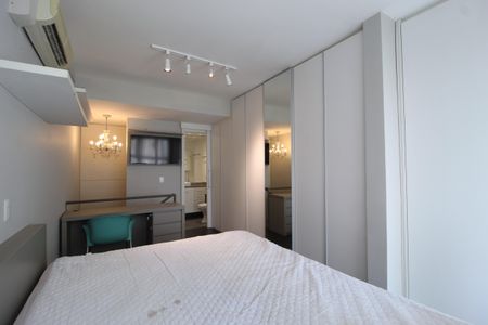Quarto Suíte de apartamento à venda com 1 quarto, 55m² em Indianópolis, São Paulo